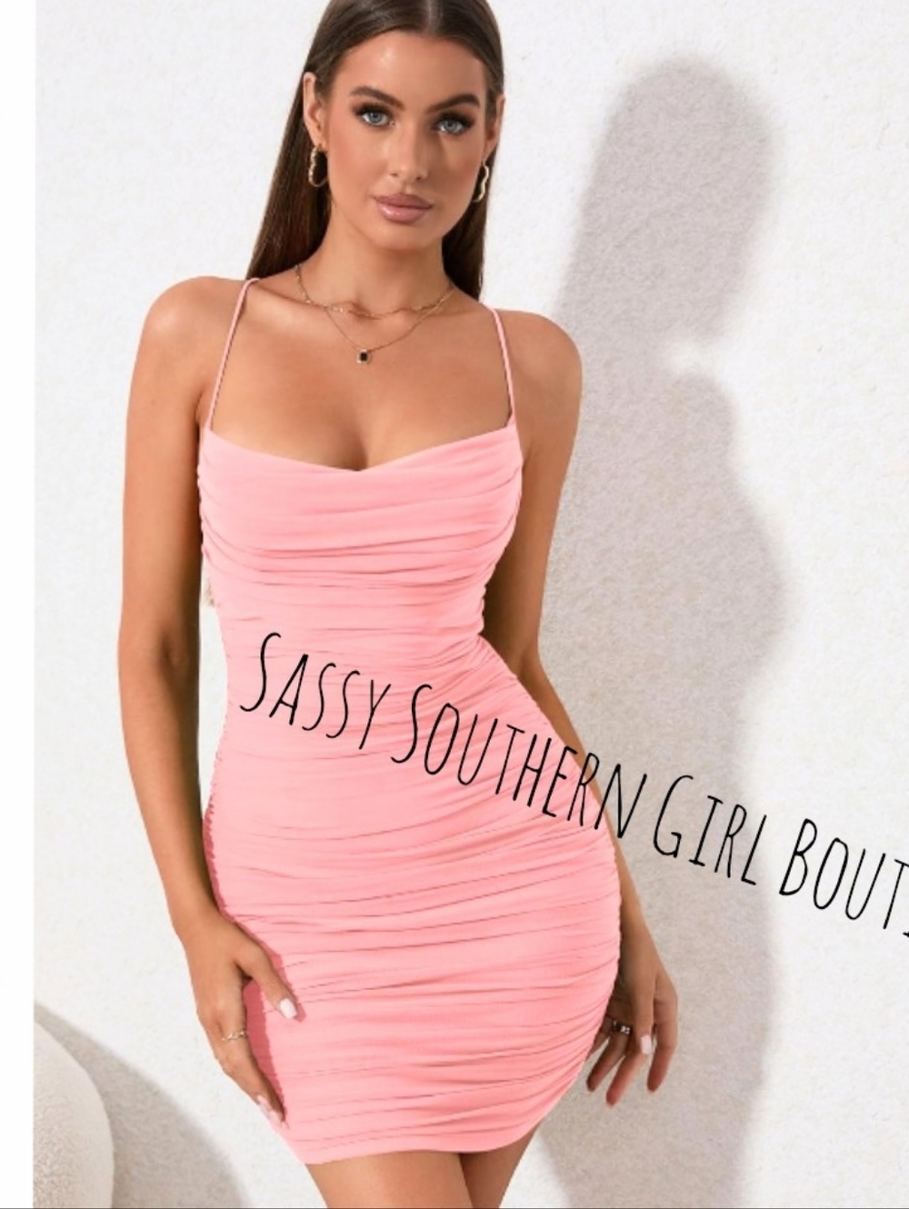 ⭐🆕Pink Ruched Mini Dress - Picture 3 of 7